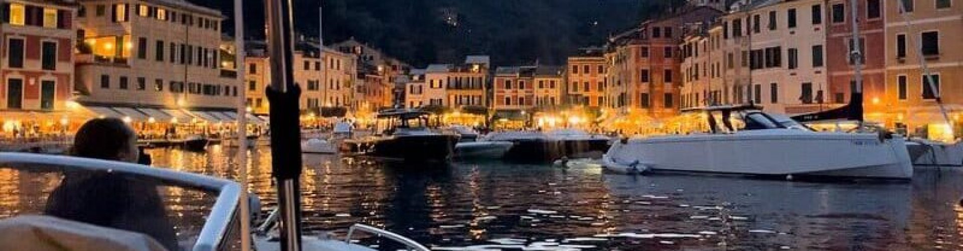 luxury-charter-night